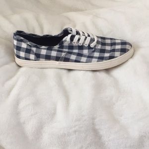 Cute plaid shoes